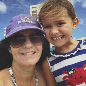 Meet your Posher, Karin